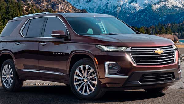 2025 Chevy Traverse High Country Демонстрирует Хромированную Решетку и Роскошные Функции